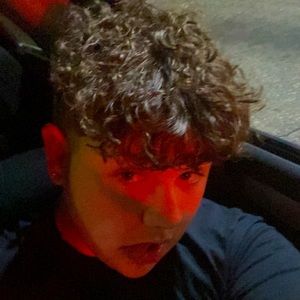 here for the good deals😎